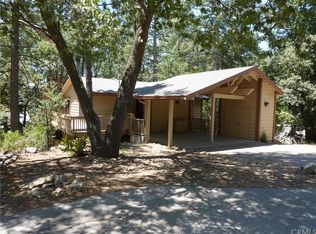 6246 Oak Ct, Angelus Oaks, CA 92305