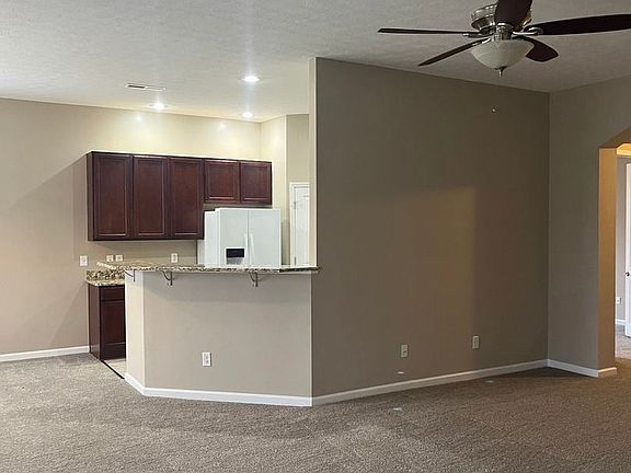 5th image of 9094 Scenic View Cir