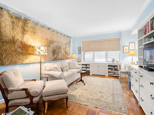 310 East 49th Street image 1 of 6