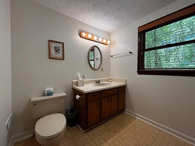 680 Chalet Village Ln #680 — Photo 12
