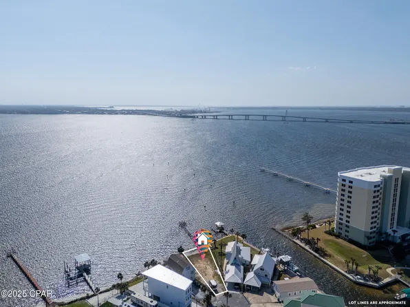 1037 Bay Cir, Panama City Beach, FL 32407
