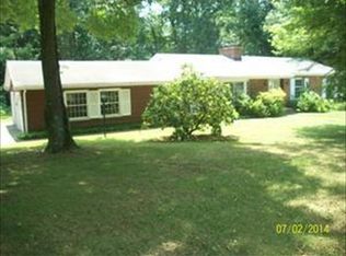 280 Beacon Hill Rd, Trumbull, CT 06611