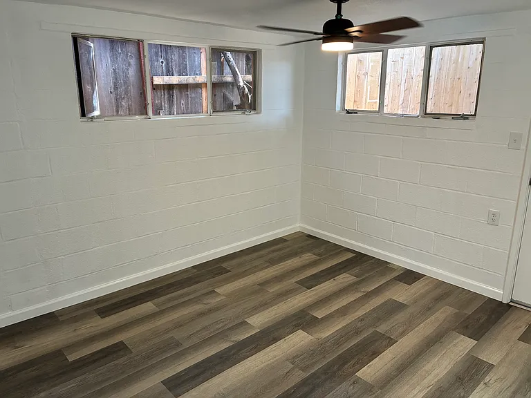 819 W Vista Way — Photo 11