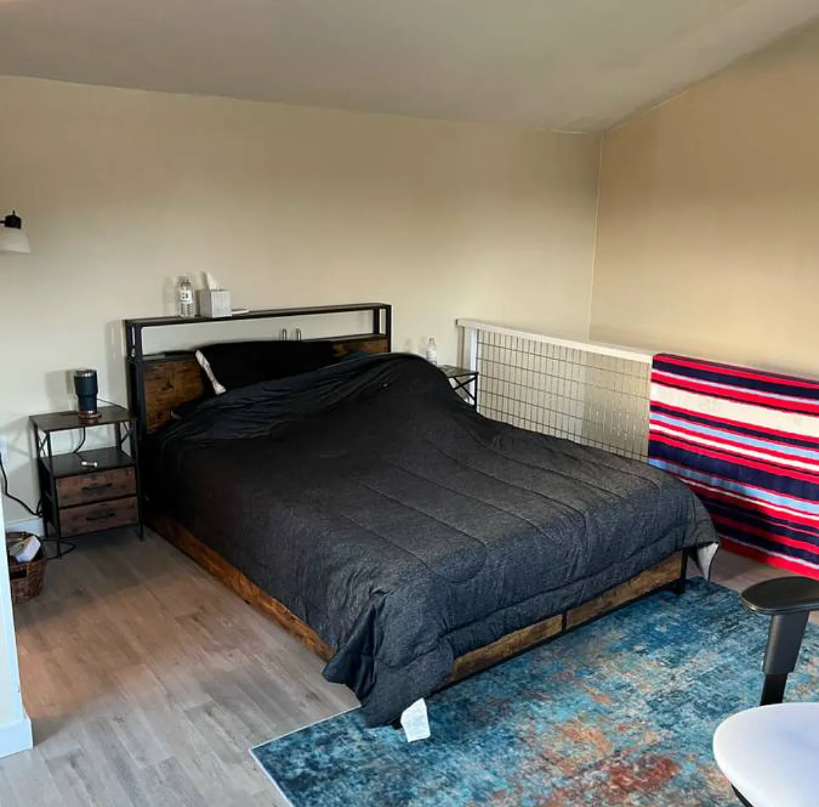 1 bed, 700 sqft, $1,000 — Photo 1