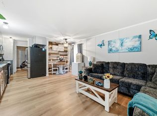 935 E Highway 193 TRLR 102, Layton, UT 84040