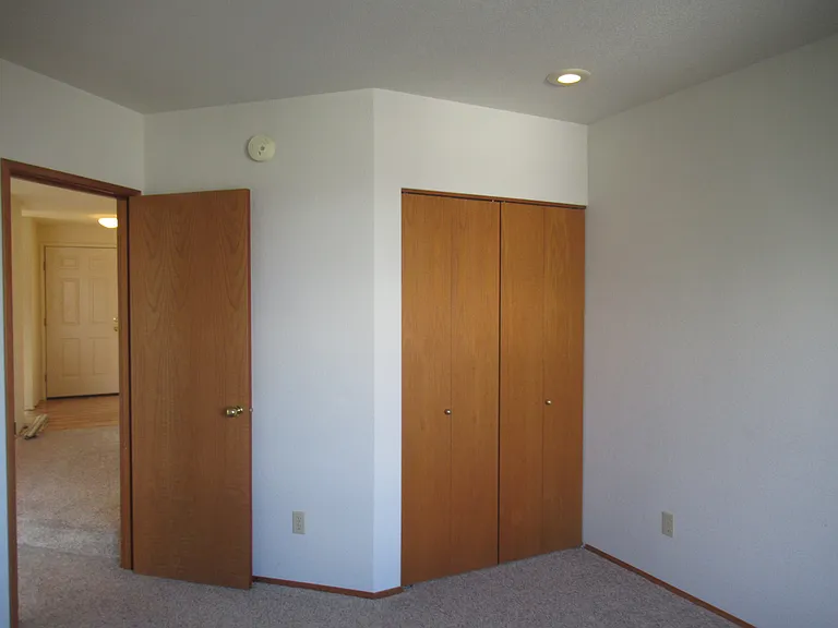 3812 W 3rd St — Photo 9