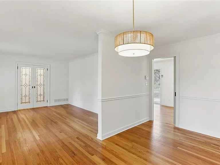 2888 Bonanza Dr — Photo 4