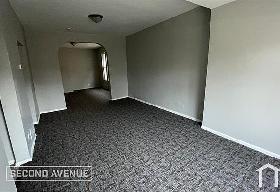 3rd image of 6543 S Claremont Ave