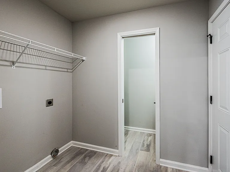 229 Whispering Hills Blvd #1 — Photo 6