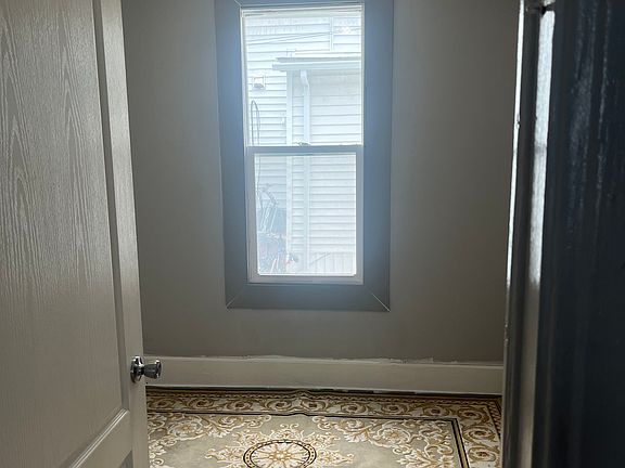 3rd image of 3883 Norwalk St #2