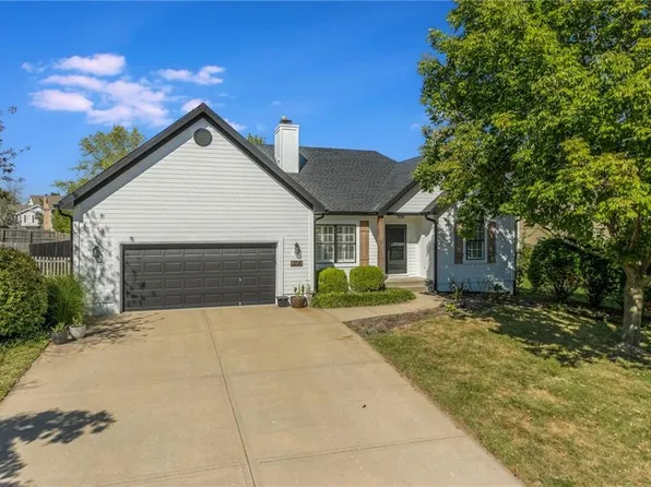 306 NW 110th St, Kansas City, MO 64155