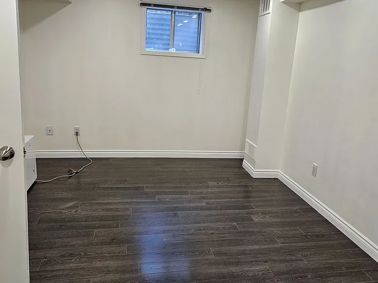 56 McCallum Dr #BASEMENT — Photo 15