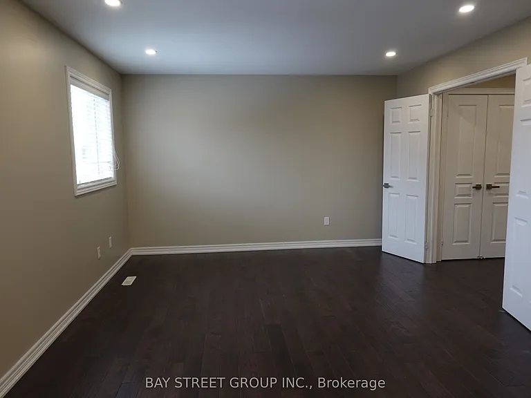 36 Vipond Rd — Photo 9