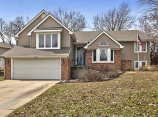 3521 SW Woodvalley Ter, Topeka, KS 66614