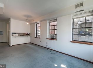 830 South St APT 2R, Philadelphia, PA 19147