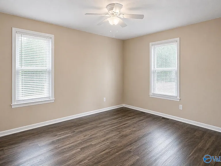 3912 Pine Ave SW — Photo 6