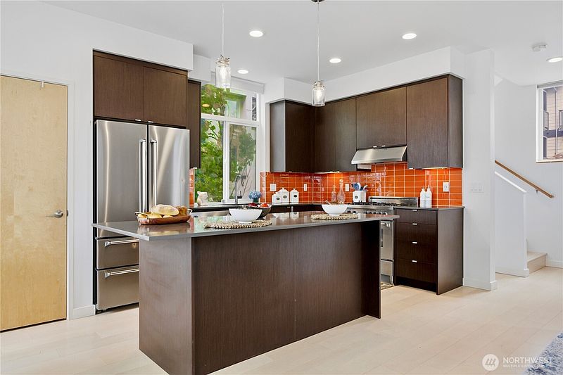 4th image of 1516 NW 61st Street