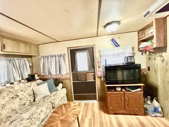 8 Fred St, Lake Placid, FL 33852