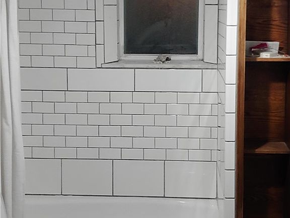 5th image of 7710 Waverly St