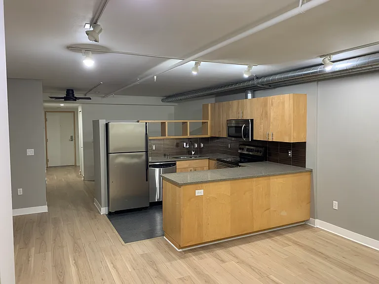 2015 Terry Ave #101 — Photo 4