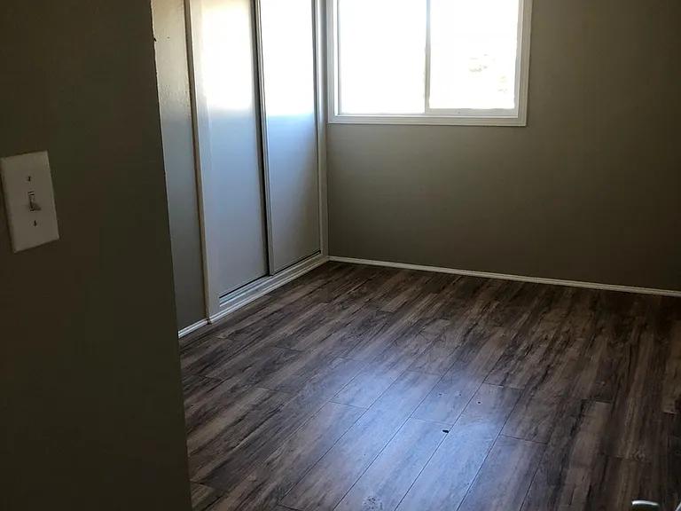 3138 E Avenue Q4 — Photo 10