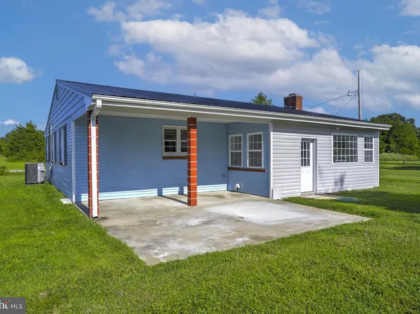 22775 Fairview Dr, Mechanicsville, MD 20618