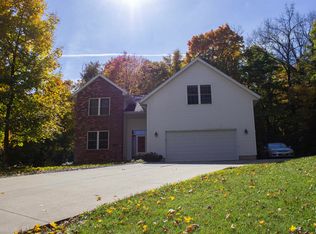 100 Plateau Ct, East Peoria, IL 61611