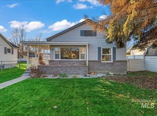 215 S Locust St, Nampa, ID 83686