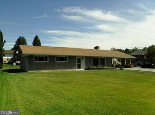87 Minnich Rd, Chambersburg, PA 17201