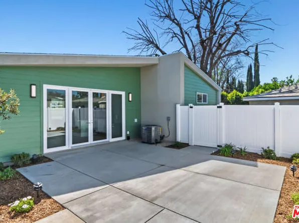 15912 Vose St, Van Nuys, CA 91423