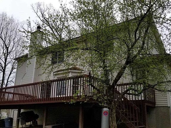 3rd image of 136 Cranberry Dr