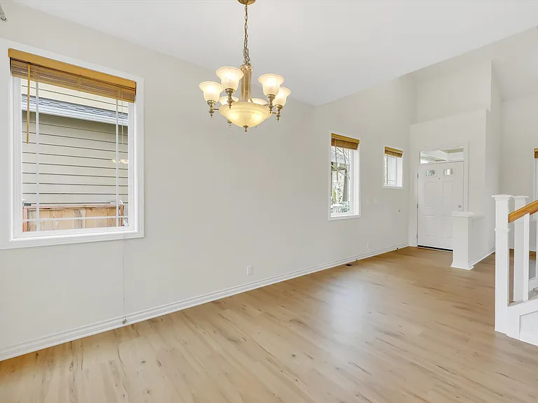 6523 188th Pl NE — Photo 12