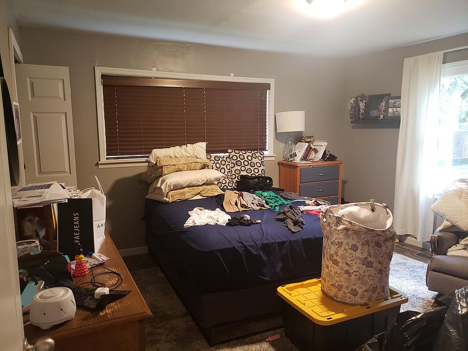 Large bedroom