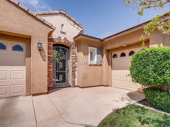 3rd image of 10564 Garden Light Dr