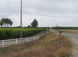 20875 Avenue 328 #B, Woodlake, CA 93286