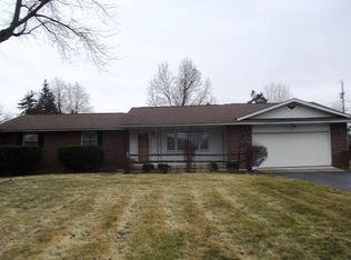 653 W Central Ave, Delaware, OH 43015