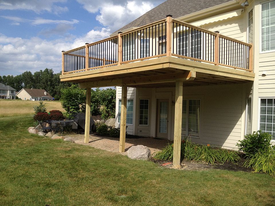 2nd image of 10086 Golfside Dr