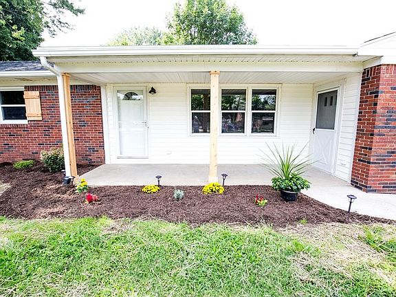 3rd image of 6145 Dorsett Pl