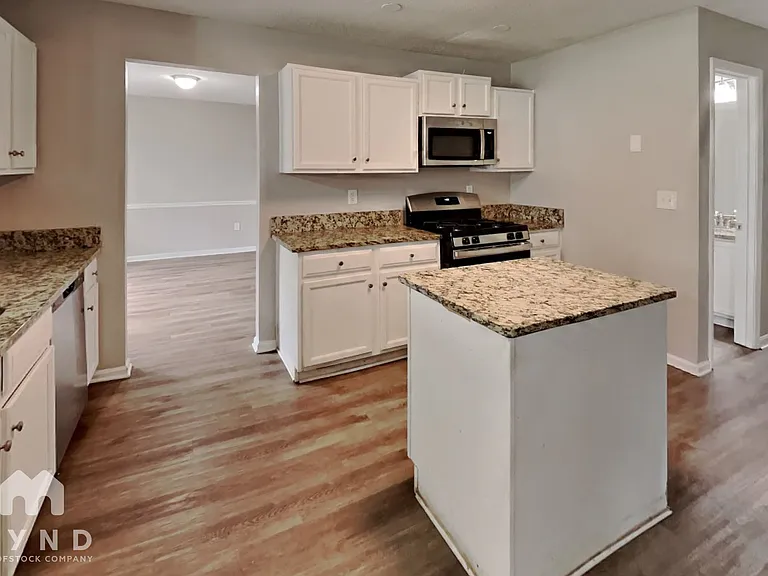 2691 Ward Lake Ct — Photo 4
