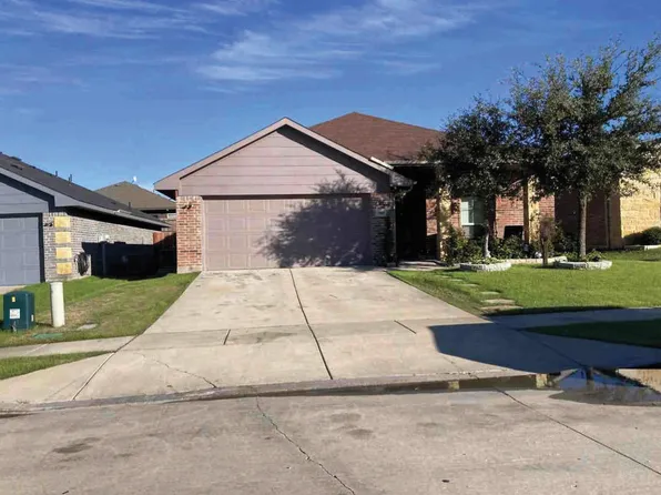 103 Columbia St, Farmersville, TX 75442