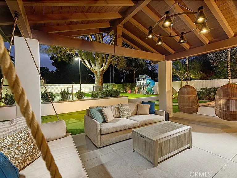 2140 Mountain Vista Dr — Photo 18