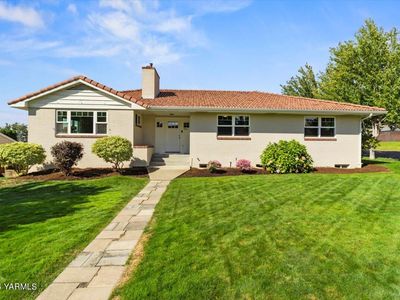 402 S 35th Ave, Yakima, WA, 98902