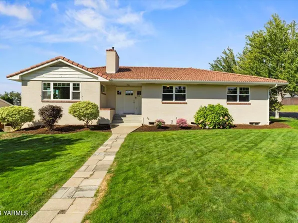 402 S 35th Ave, Yakima, WA 98902
