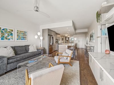 2300 E CAMPBELL Avenue #405, Phoenix, AZ, 85016
