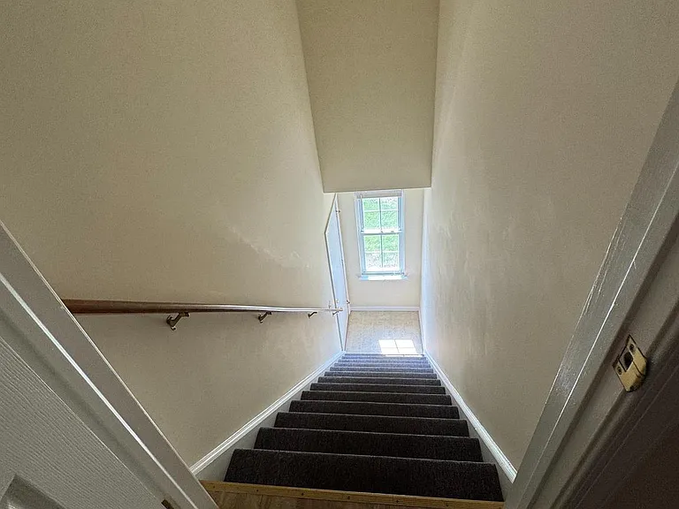 139 Heather Ln — Photo 12