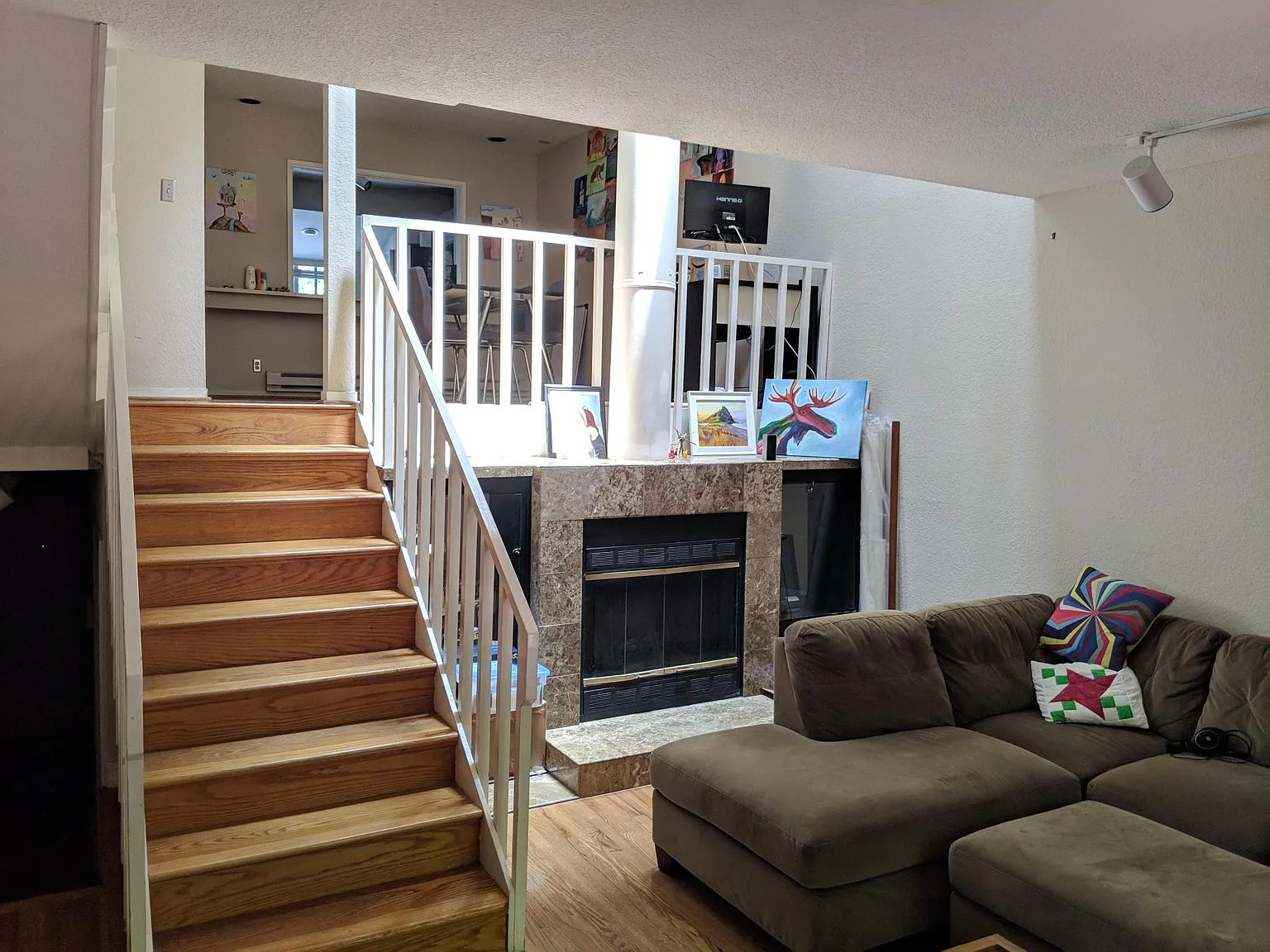 2 bed, 2.5 bath, 1478 sqft, $4,200 — Photo 2