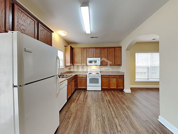 4th image of 7842 Jester Park Dr