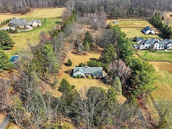 2nd image of 242 Old Turnpike Rd