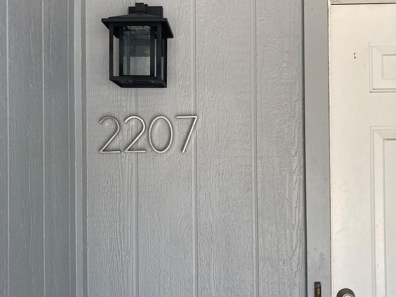 2nd image of 2207 Donna Dr