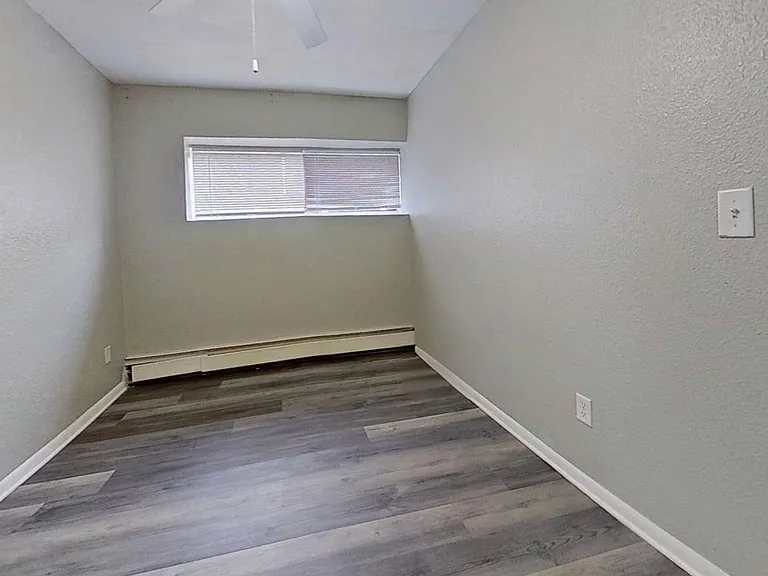 Nicollet Avenue Apartments — Photo 1